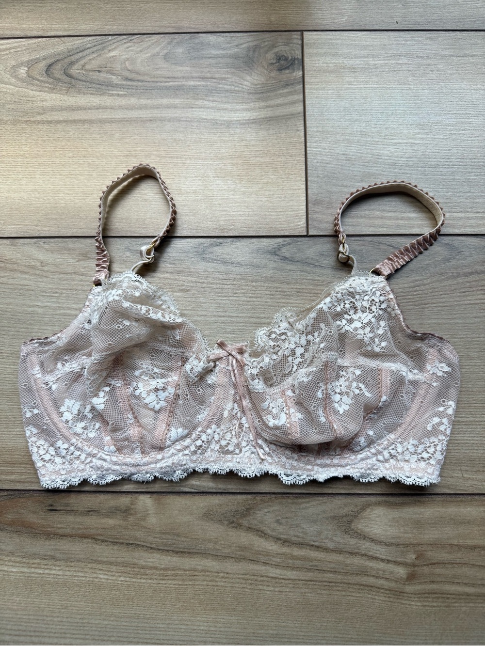 Elle MacPherson Intimates Bra